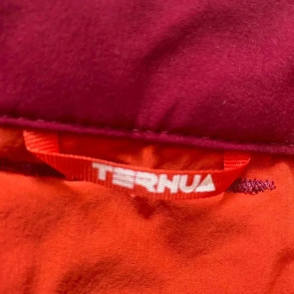 Men's Athletic Shorts - Red - Spanish design: like new. - Picture 9 of 16